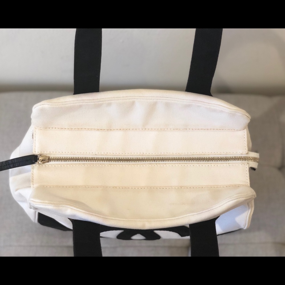 SOLD Chanel Vintage Canvas Bag - Picture 3 of 8